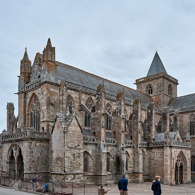 Couverture du document « Les anciennes cathédrale de Saint-Brieuc et Tréguier » — archives ARSSAT
