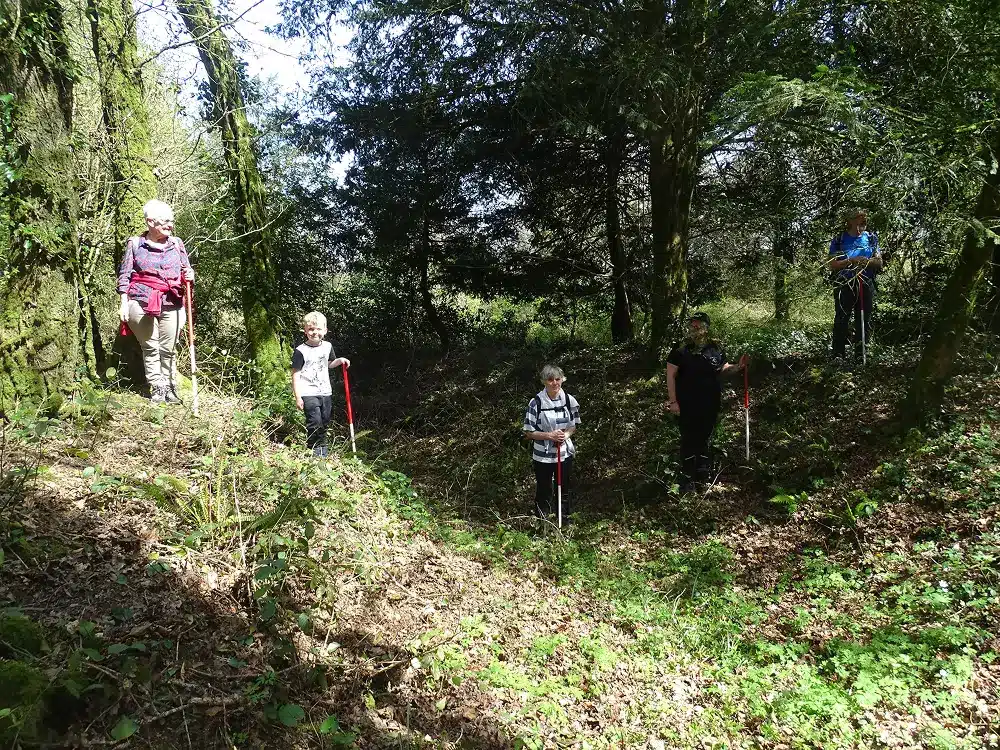 Fosse archéologique à Plougonver